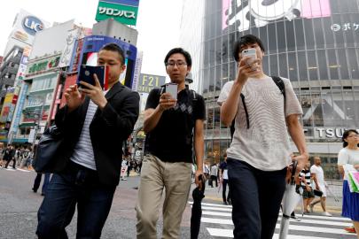 Japonlar, telefon kullanımına saat kısıtlaması getirdi