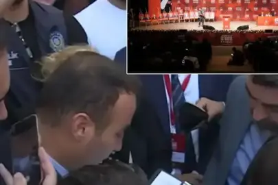 Mahkemenin Durdurma Kararı Sonrası CHP İstanbul İl Kongresi’nde Gerginlik