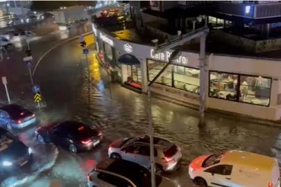 SAĞANAK YAĞIŞ HAYATI FELÇ ETTİ.